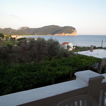 Castellamare Residence Petrovac Екстер'єр фото