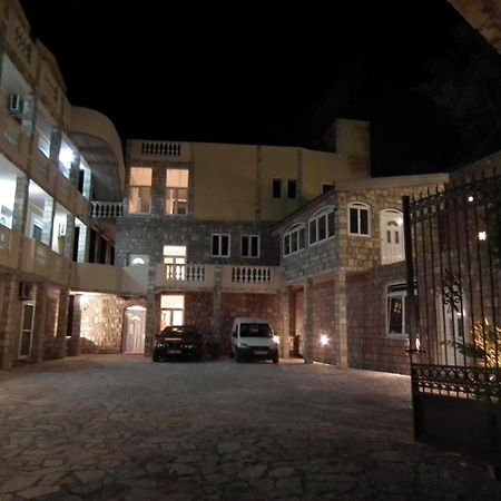 Castellamare Residence Petrovac Екстер'єр фото