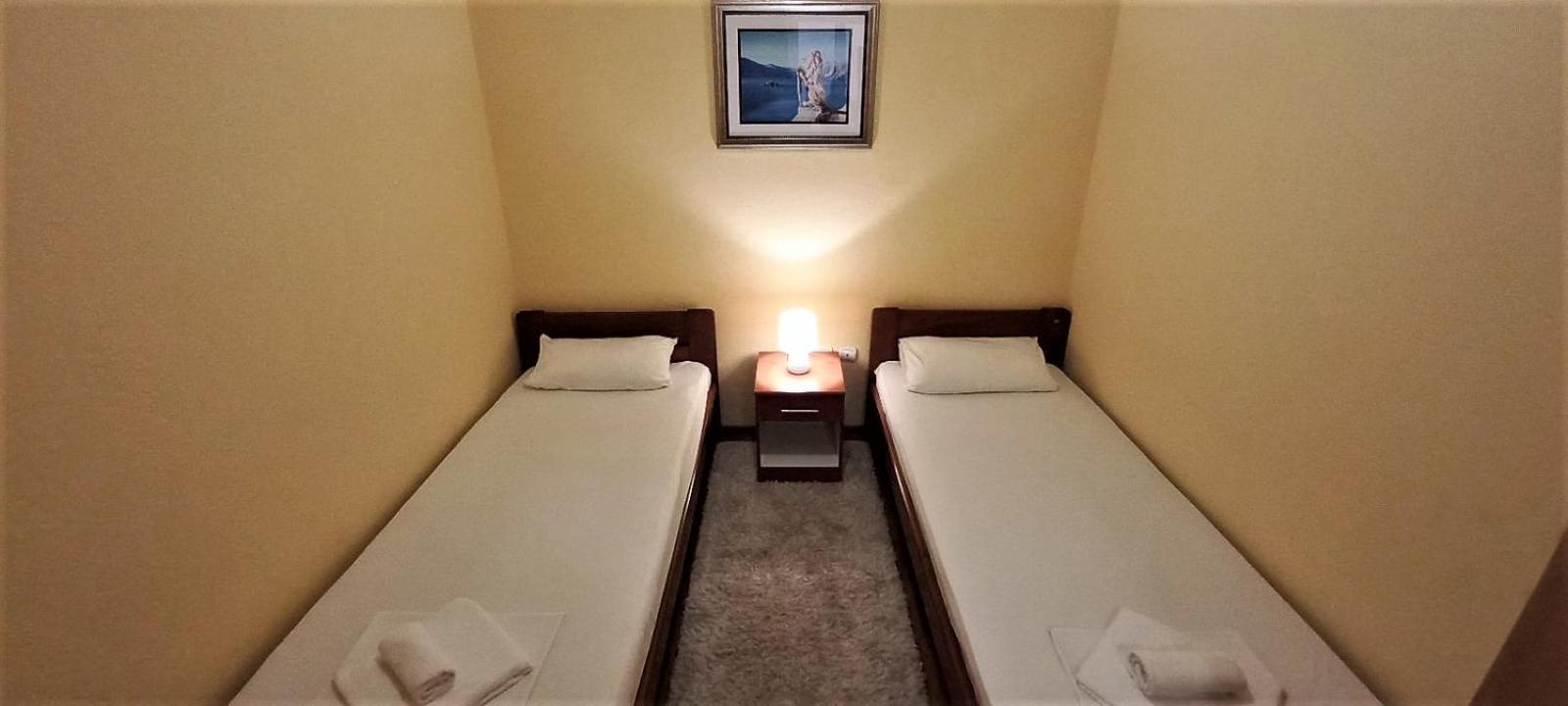 Castellamare Residence Petrovac Номер фото