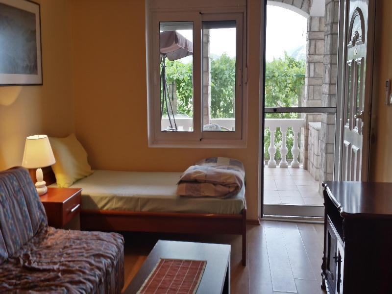 Castellamare Residence Petrovac Екстер'єр фото
