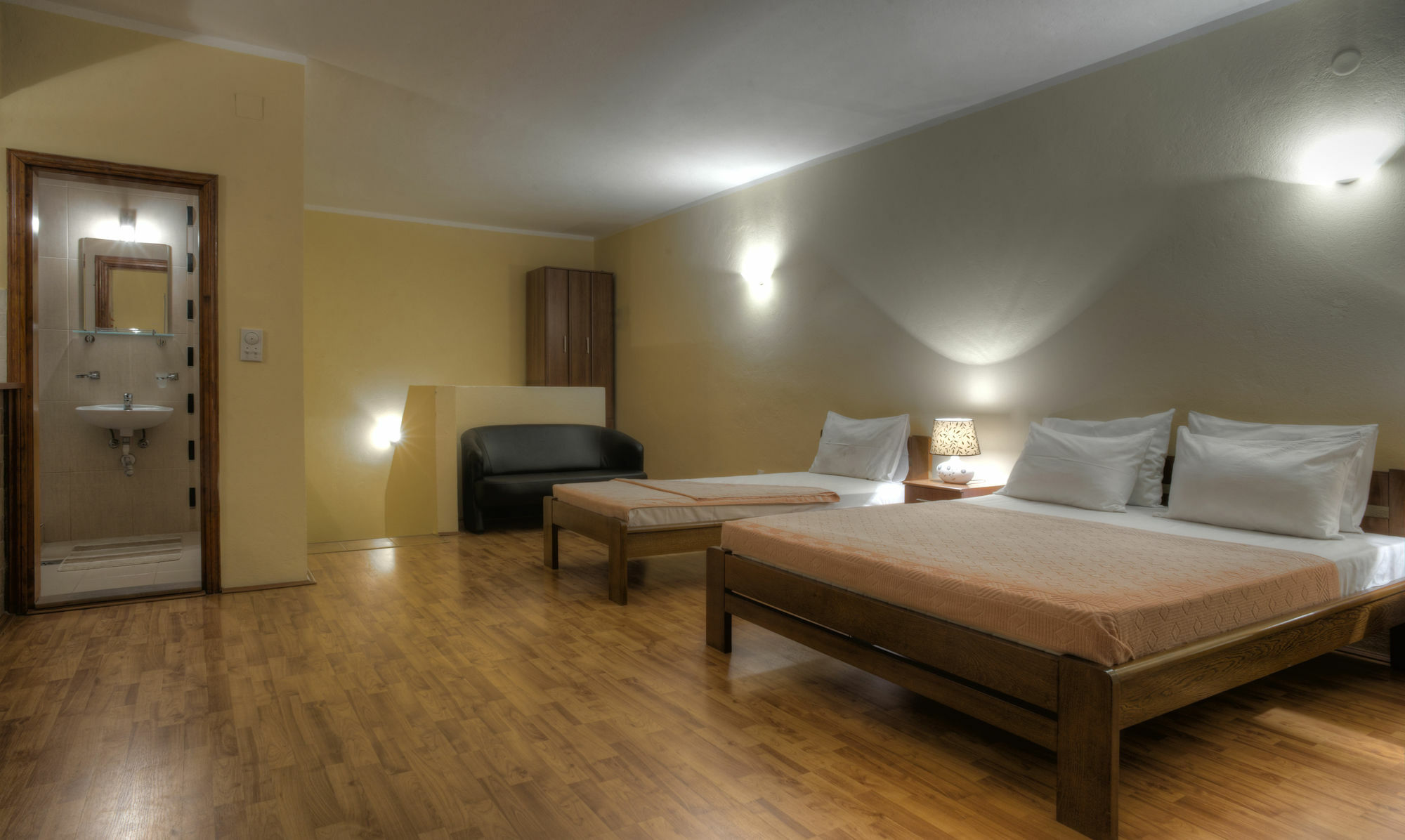 Castellamare Residence Petrovac Екстер'єр фото